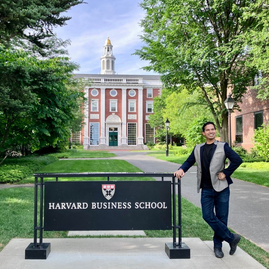 Harvard Accueille l'ICD Business School pour une Conférence Inédite sur l'Intelligence Artificielle et l'Industrie du Vin